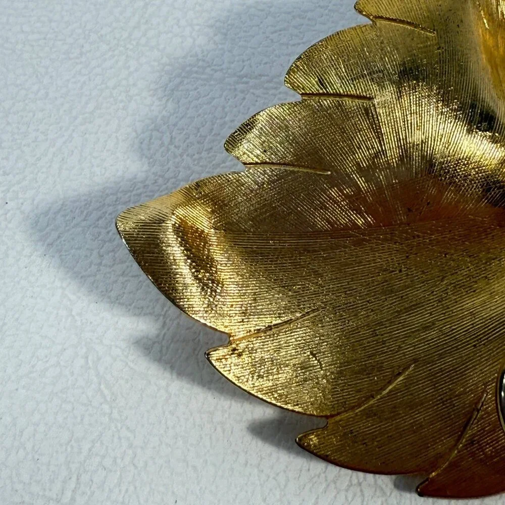 Vintage Leaf Brooch Gold-Tone Faux Pearl‎ Statement Retro